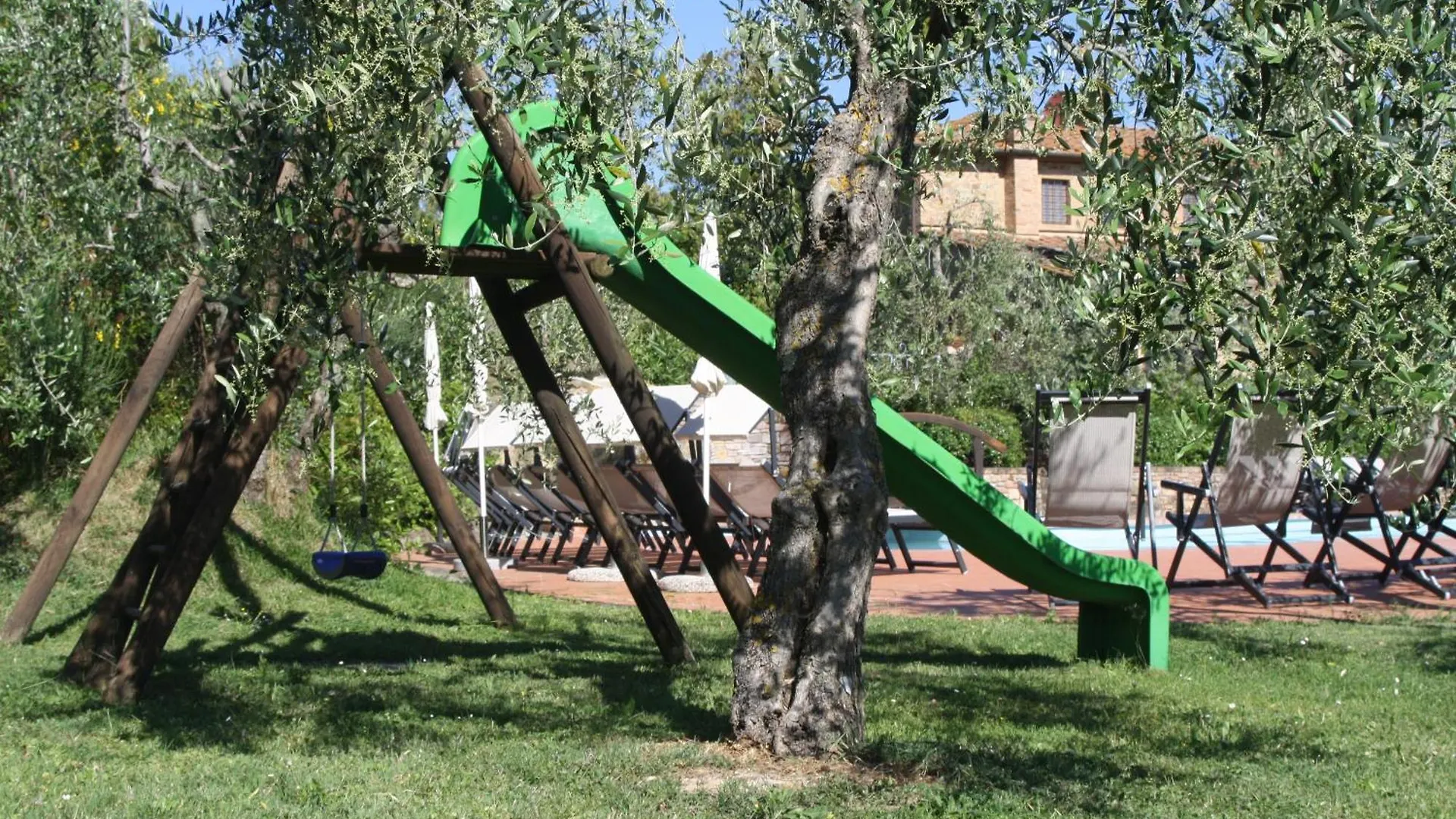 مزرعة للإقامة Agriturismo Rigone In Chianti مونتايون