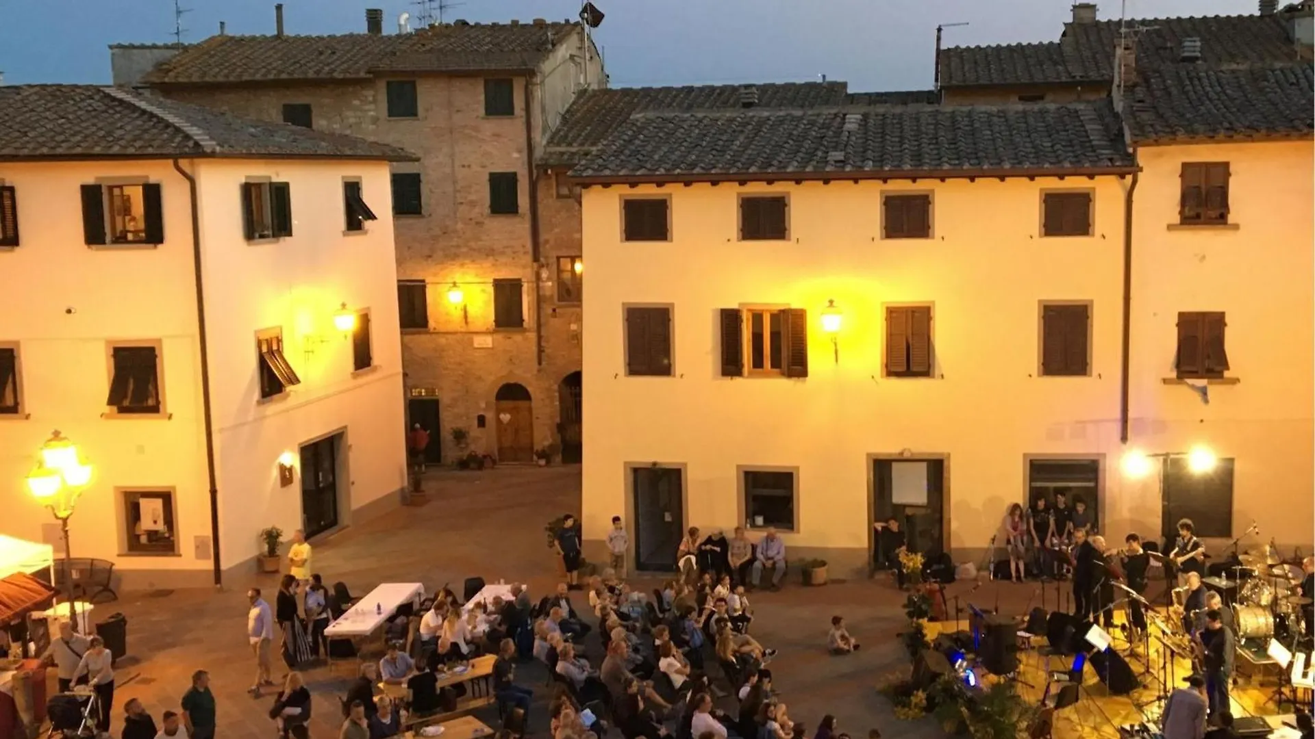 Agriturismo Rigone In Chianti 몬타이오네 이탈리아